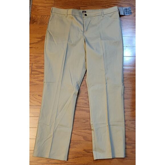 NWT Dickie's Stretch Twill Women Size 18 Relaxed Fit Khaki Work Pants - Picture 1 of 12